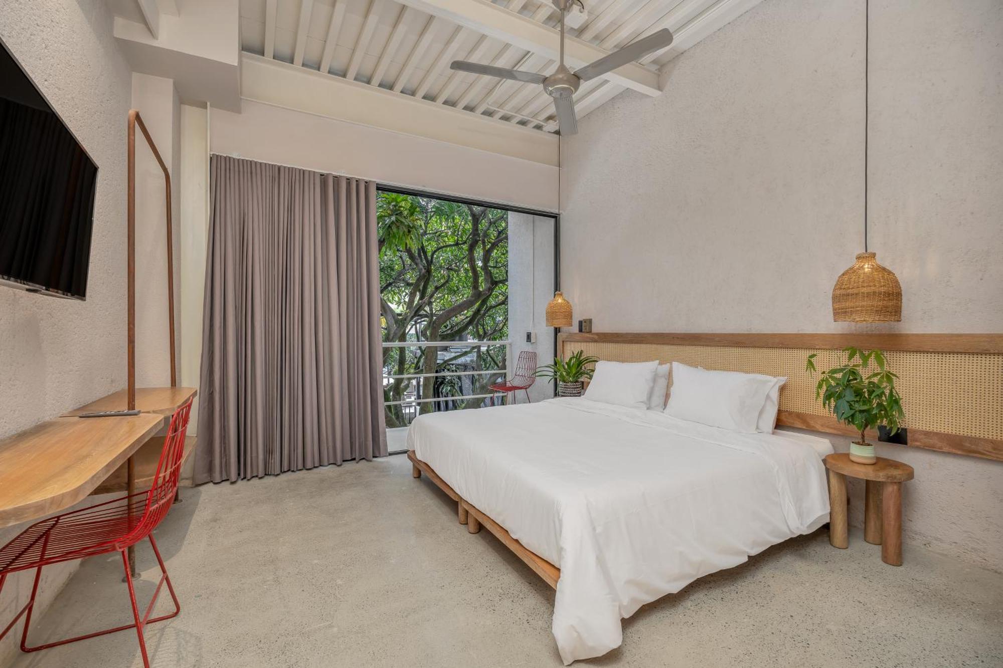 Botanica Casa Hotel Manila By Housy Host Медельин Экстерьер фото