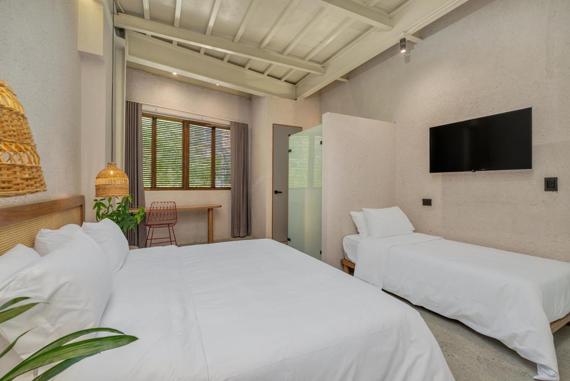 Botanica Casa Hotel Manila By Housy Host Медельин Экстерьер фото