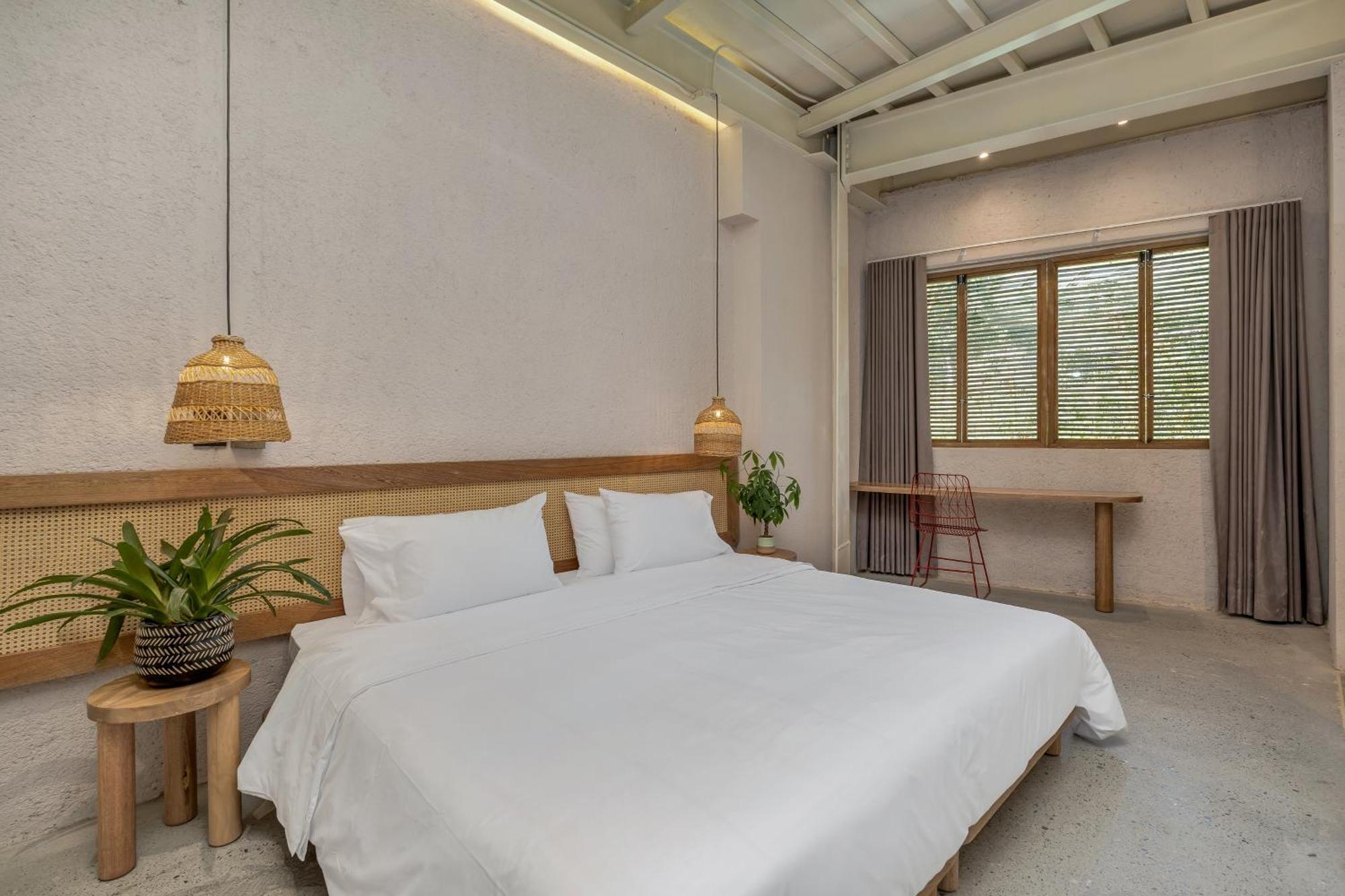Botanica Casa Hotel Manila By Housy Host Медельин Экстерьер фото